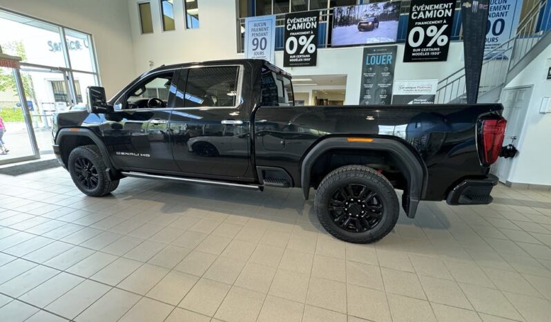 
								2023 GMC Sierra 2500 Crew Cab 4×4 Denali full									