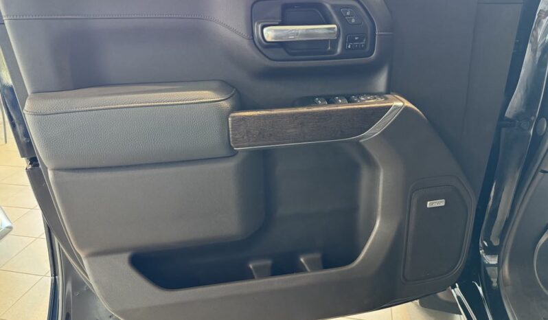 
								2023 GMC Sierra 2500 Crew Cab 4×4 Denali full									