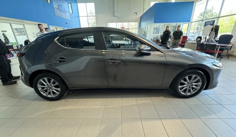 
								2023 Mazda Mazda3 Sport Gs At full									