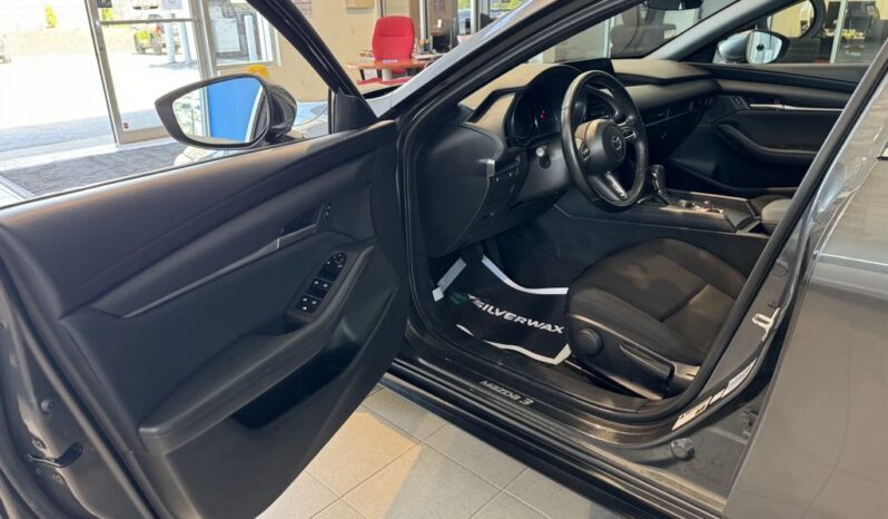 
								2023 Mazda Mazda3 Sport Gs At full									