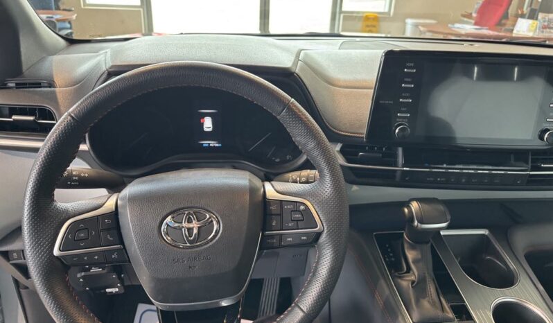 
								2023 Toyota Sienna Hybrid Limited Awd 7-Pass full									