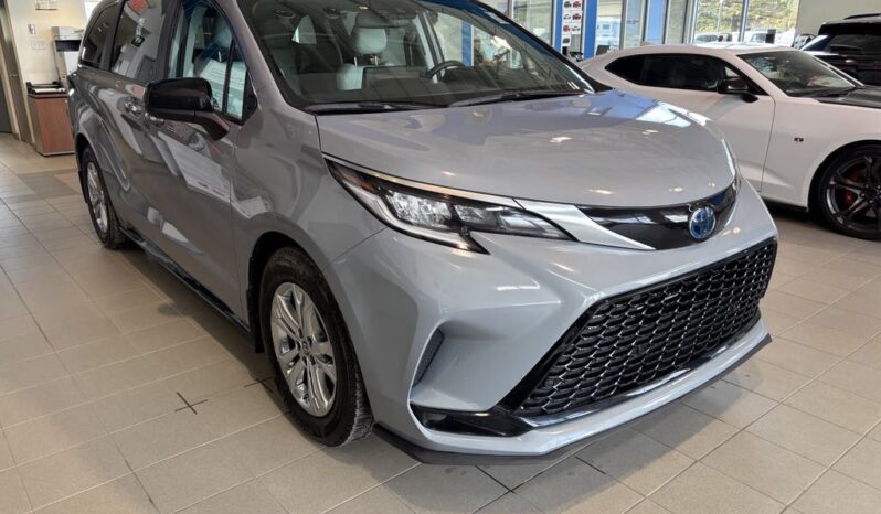 
								2023 Toyota Sienna Hybrid Limited Awd 7-Pass full									