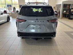 
										2023 Toyota Sienna Hybrid Limited Awd 7-Pass full									