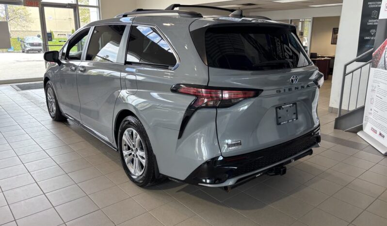 
								2023 Toyota Sienna Hybrid Limited Awd 7-Pass full									