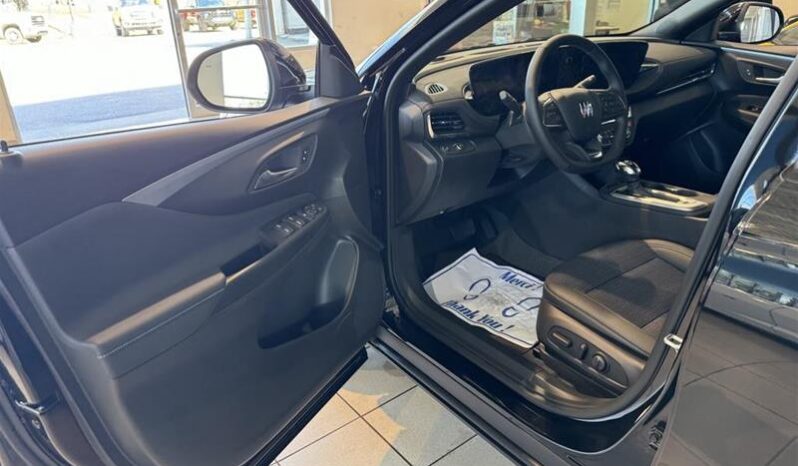 
								2025 Buick Envista FWD 4dr Preferred full									