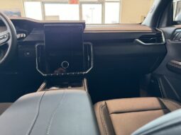 
										2025 GMC Acadia Awd Elevation full									