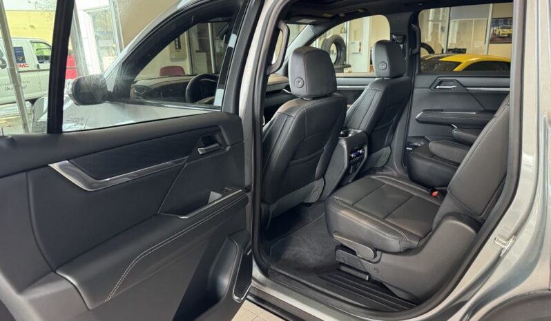 
								2025 GMC Acadia Awd Elevation full									
