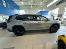 
										2025 GMC Acadia Awd Elevation full									