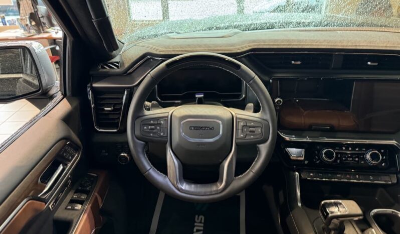 
								2025 GMC Sierra 1500 Crew Cab Short Box 4 full									