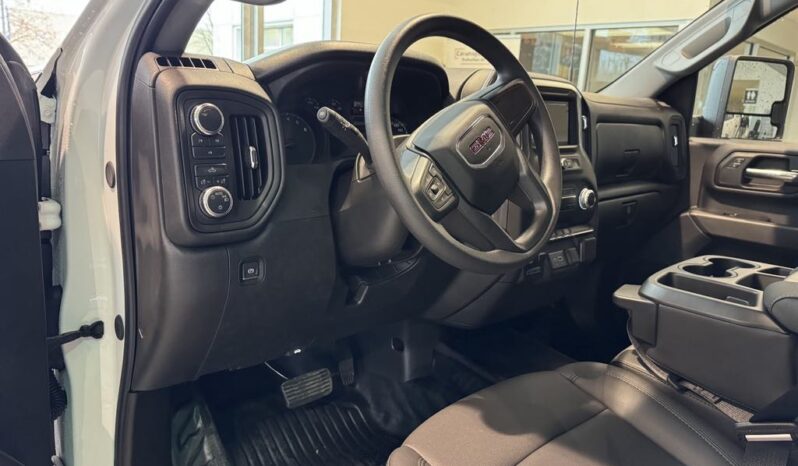 
								2025 GMC Sierra 2500 4wd Crew Cab full									