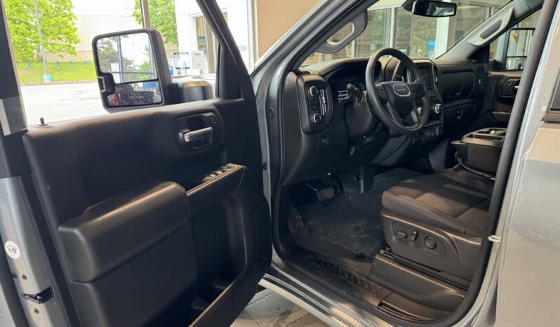 
								2025 GMC Sierra 1500 Crew Cab Standard full									