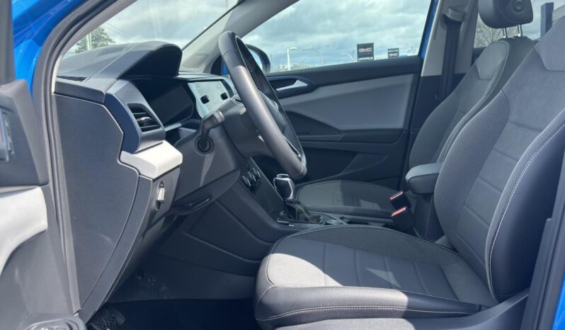 
								2022 Volkswagen Taos Comfortline 4MOTION full									