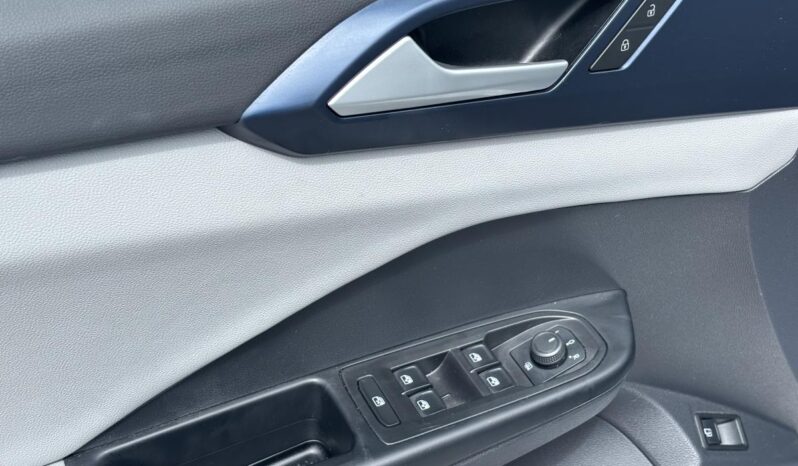 
								2022 Volkswagen Taos Comfortline 4MOTION full									