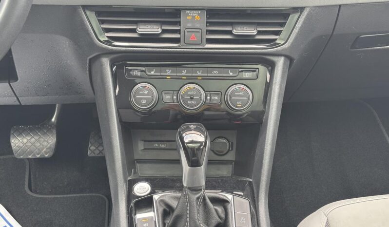 
								2022 Volkswagen Taos Comfortline 4MOTION full									
