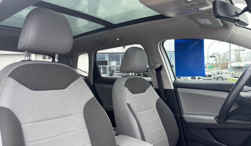 
								2022 Volkswagen Taos Comfortline 4MOTION full									