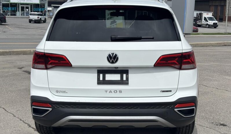 
								2022 Volkswagen Taos Comfortline 4MOTION full									