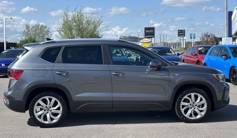 
								2022 Volkswagen Taos Comfortline 1.5t 7sp full									