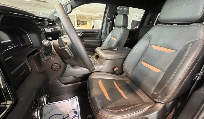 
								2022 GMC Sierra 1500 At4 Standard Box full									