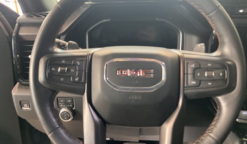 
								2022 GMC Sierra 1500 At4 Standard Box full									