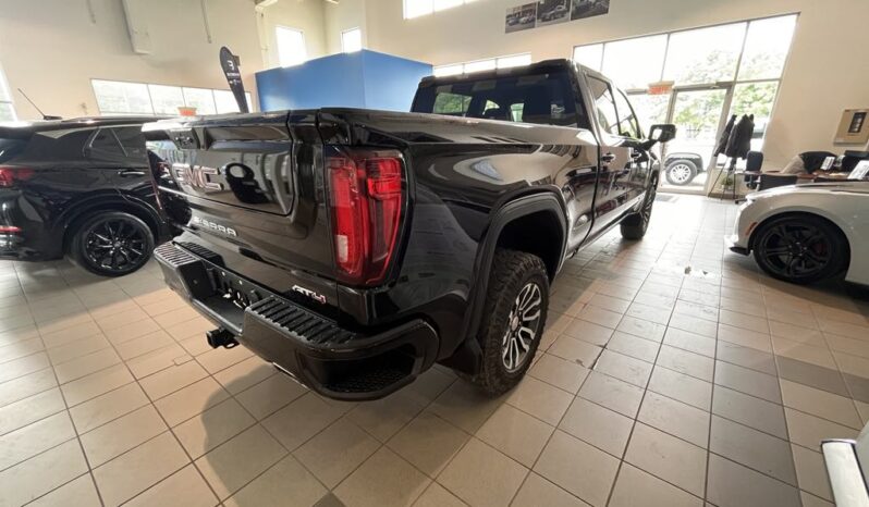 
								2022 GMC Sierra 1500 At4 Standard Box full									