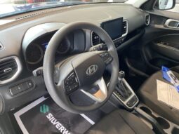 
										2022 Hyundai Venue Fwd Preferred full									