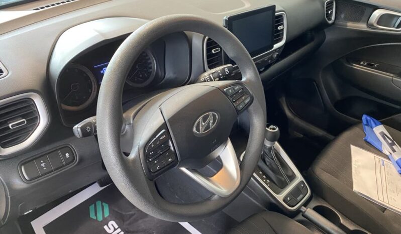 
								2022 Hyundai Venue Fwd Preferred full									
