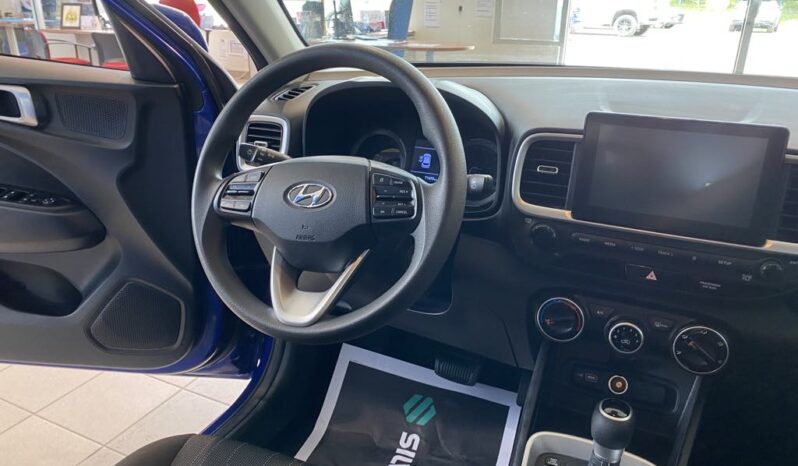 
								2022 Hyundai Venue Fwd Preferred full									