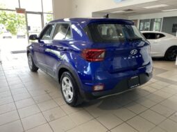
										2022 Hyundai Venue Fwd Preferred full									