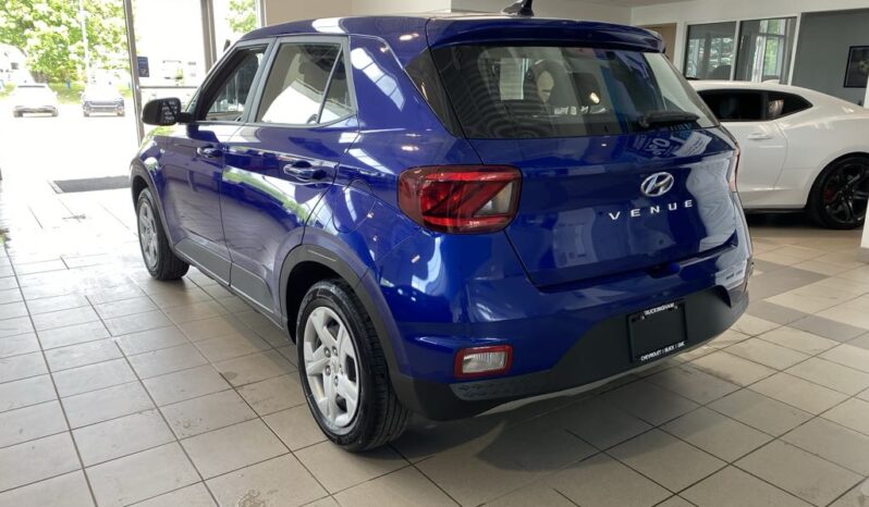 
								2022 Hyundai Venue Fwd Preferred full									