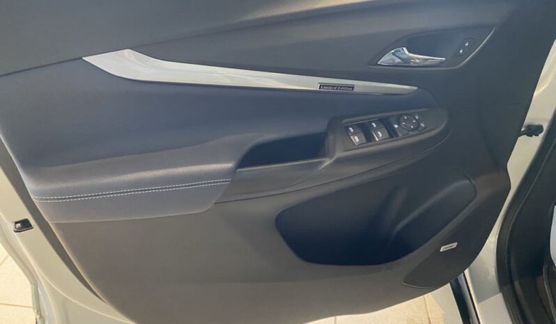 
								2023 Chevrolet Bolt EUV Premier full									