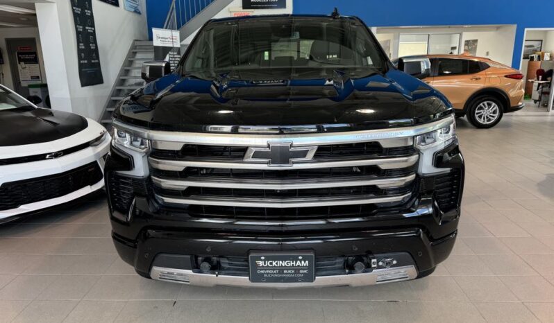 
								2023 Chevrolet Silverado 1500 Crew Cab 4×4 High full									
