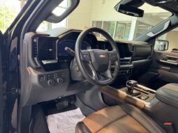 
										2023 Chevrolet Silverado 1500 Crew Cab 4×4 High full									