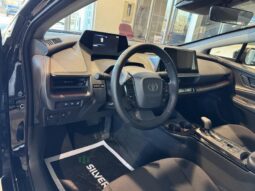 
										2024 Toyota Prius Plug-In SE full									