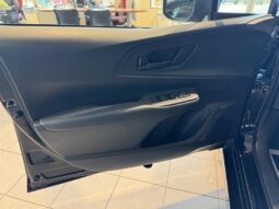 
										2024 Toyota Prius Plug-In SE full									