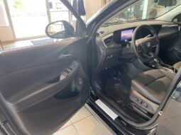 
										2025 Buick Encore GX Sport Touring Awd full									