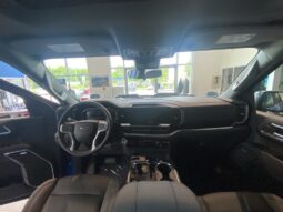 
										2025 Chevrolet Silverado 1500 Crew Cab Standard full									
