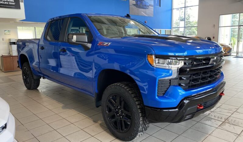 
								2025 Chevrolet Silverado 1500 Crew Cab Standard full									