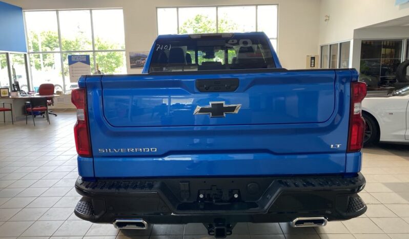 
								2025 Chevrolet Silverado 1500 Crew Cab Standard full									