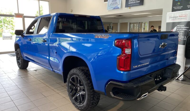 
								2025 Chevrolet Silverado 1500 Crew Cab Standard full									