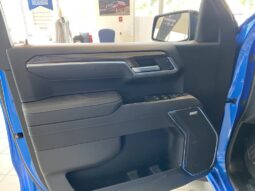 
										2025 Chevrolet Silverado 1500 Crew Cab Standard full									