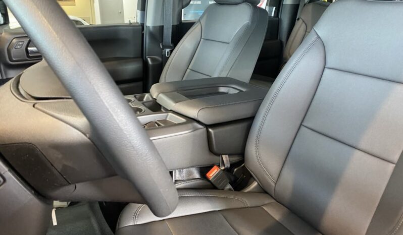 
								2025 GMC Sierra 2500 4wd Crew Cab full									