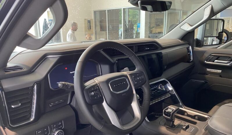 
								2025 GMC Sierra 1500 Crew Cab Standard full									