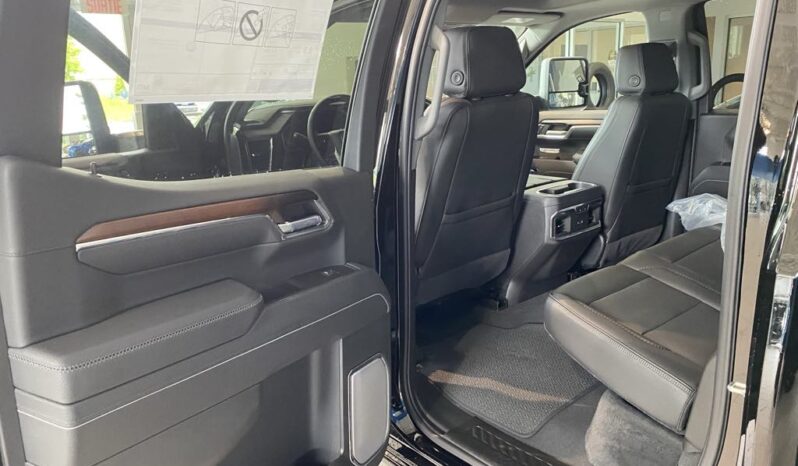 
								2025 GMC Sierra 1500 Crew Cab Standard full									