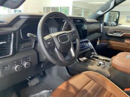 
										2025 GMC Sierra 2500 4wd Crew Cab full									