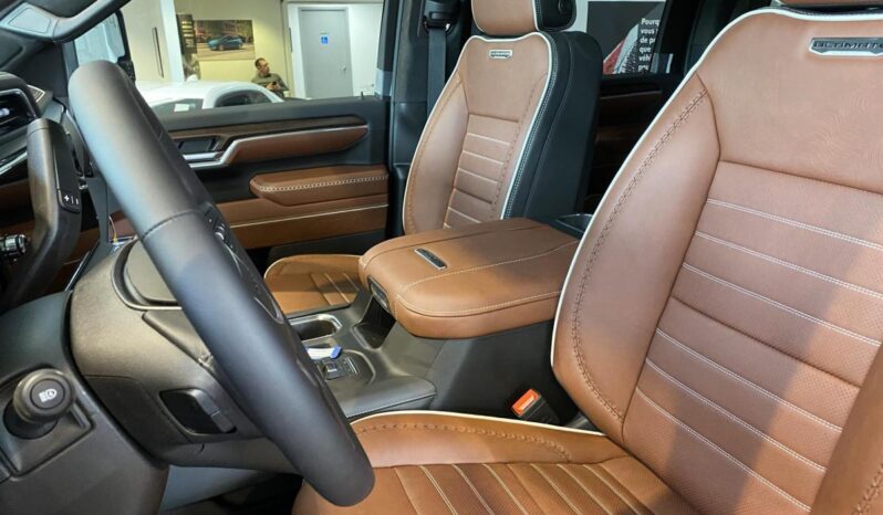 
								2025 GMC Sierra 2500 4wd Crew Cab full									
