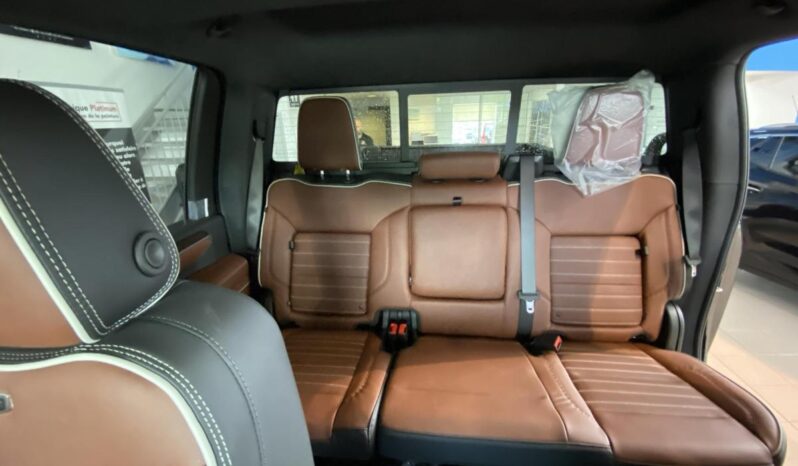 
								2025 GMC Sierra 2500 4wd Crew Cab full									
