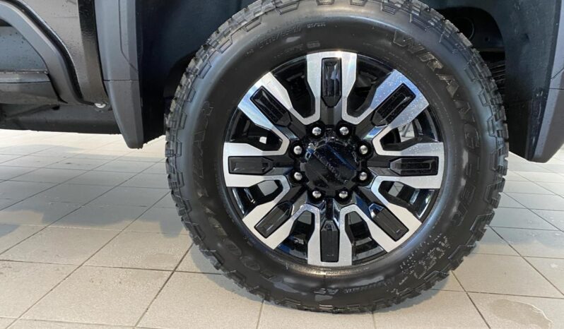 
								2025 GMC Sierra 2500 4wd Crew Cab full									