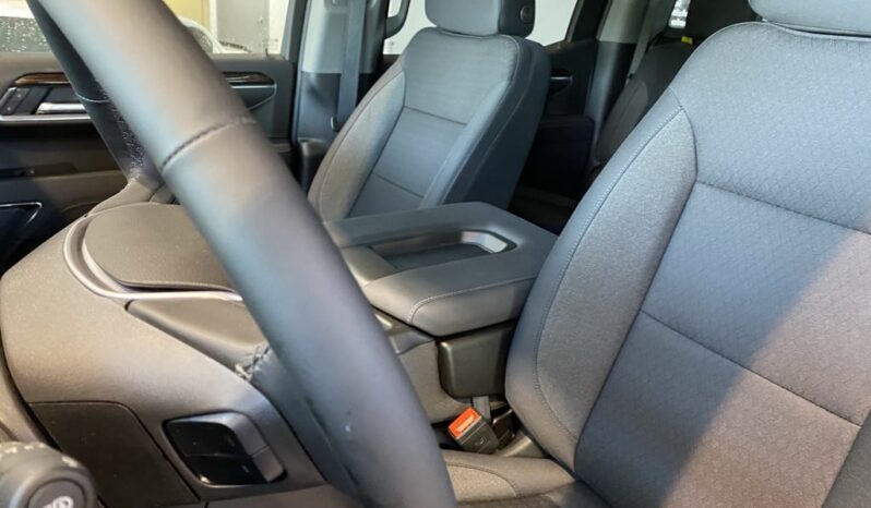 
								2025 GMC Sierra 1500 Crew Cab Standard full									