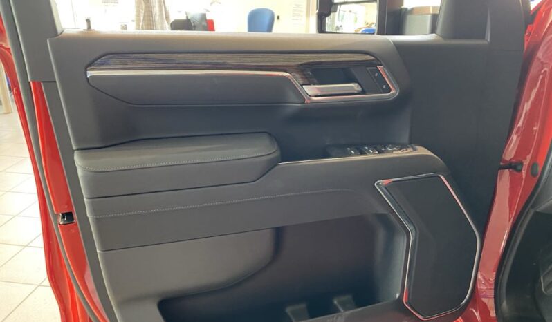 
								2025 GMC Sierra 1500 Crew Cab Standard full									