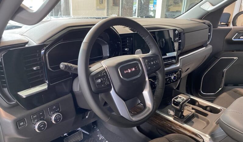 
								2025 GMC Sierra 1500 Crew Cab Standard full									